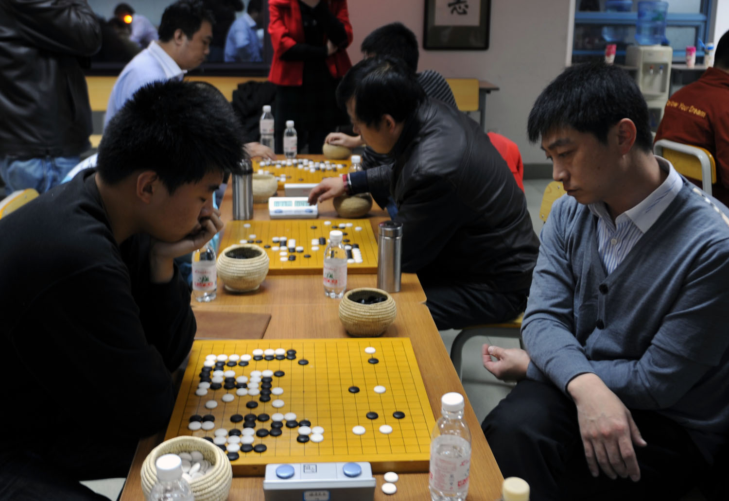 王本东VS范继森.jpg