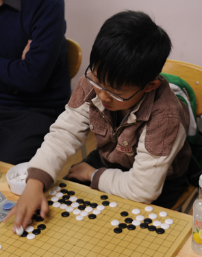 洪洋.jpg